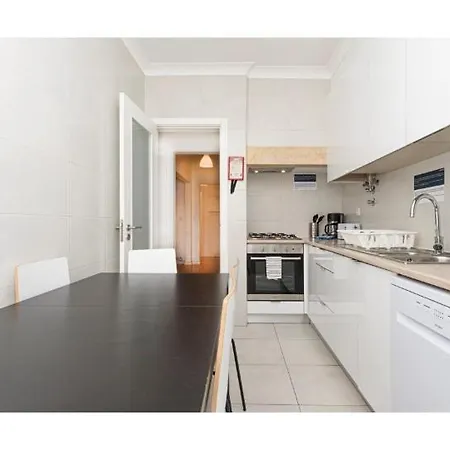 Apartment Houze_4 Flat In Central Near Zoo Lisbon